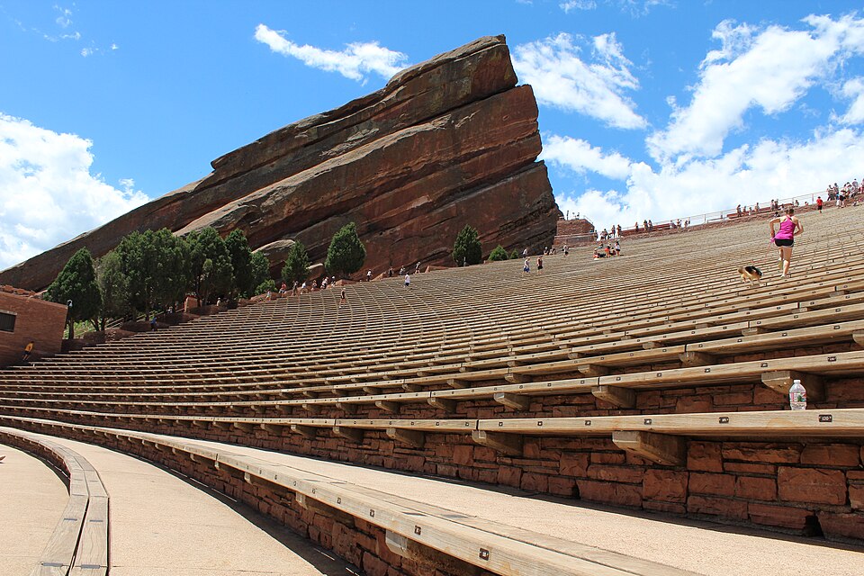 red rocks in lakewood